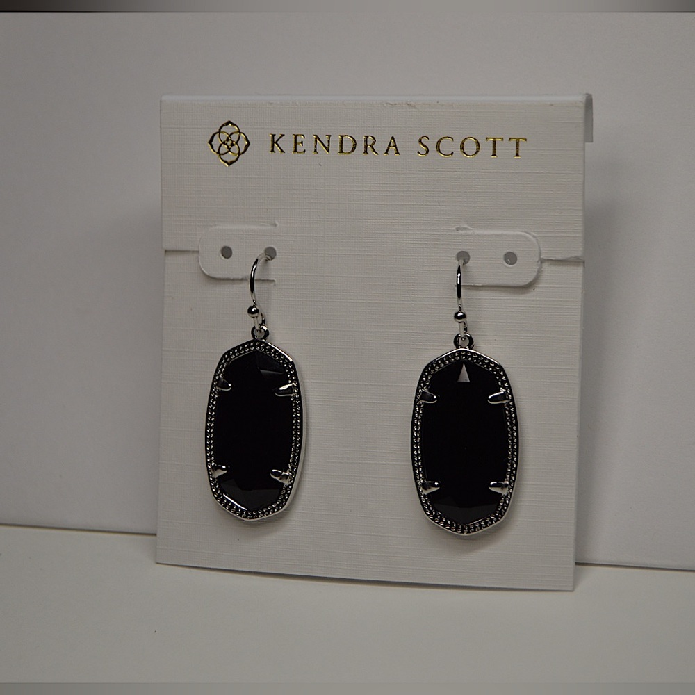 Kendra Scott ‘Elle Silver Drop Earrings in Black Opaque Glass’ brand new
